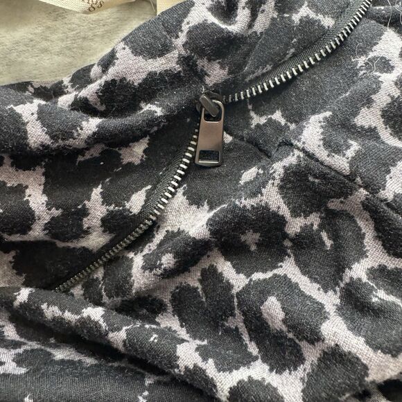 Soft‎ Surroundings Oversized Turtleneck W/ Pockets Women’s Size Medium Stretch - Picture 11 of 12